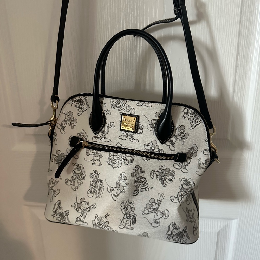 Dooney & Bourke Purse